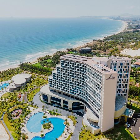 Aquamarine Beachfront Resort & Spa 金兰市 外观 照片